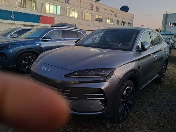 Autobase brings retired test drive cars to deeply cultivate emerging markets in the Middle East, Russia, and Africa